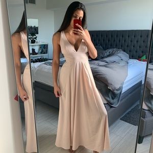 Elegant Maxi dress Size Medium